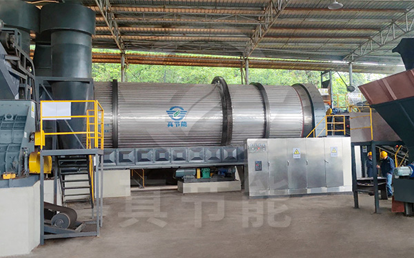 新型污泥干燥機(jī)運行現(xiàn)場 新型污泥干燥機(jī)運行現(xiàn)場