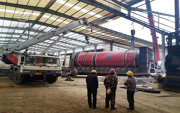 固危廢污泥干燥機(jī)生產(chǎn)廠家吊裝現(xiàn)場(chǎng) 固危廢污泥干燥機(jī)生產(chǎn)廠家吊裝現(xiàn)場(chǎng)